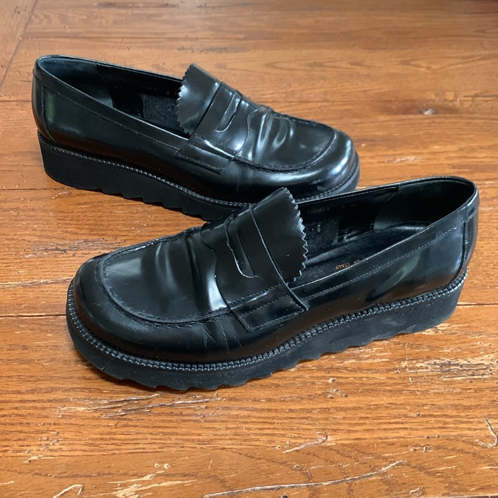 Donald J. Pliner Ubbia Penny Loafer Women’s Black Leather Chunky Shoes Size 8